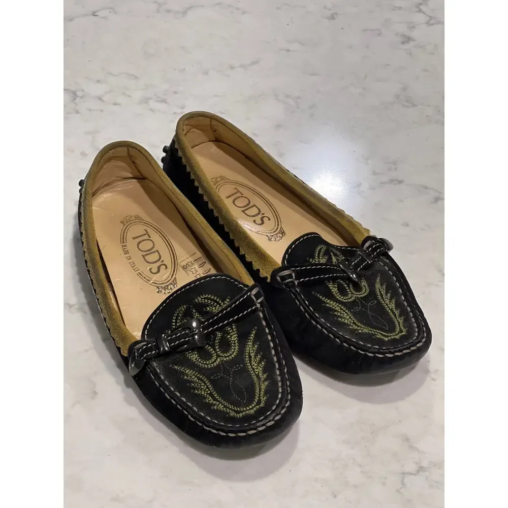 Women's Tod's Suede Embroidered Toe Buckle Driving Casual Loafers Size 5.5 Black